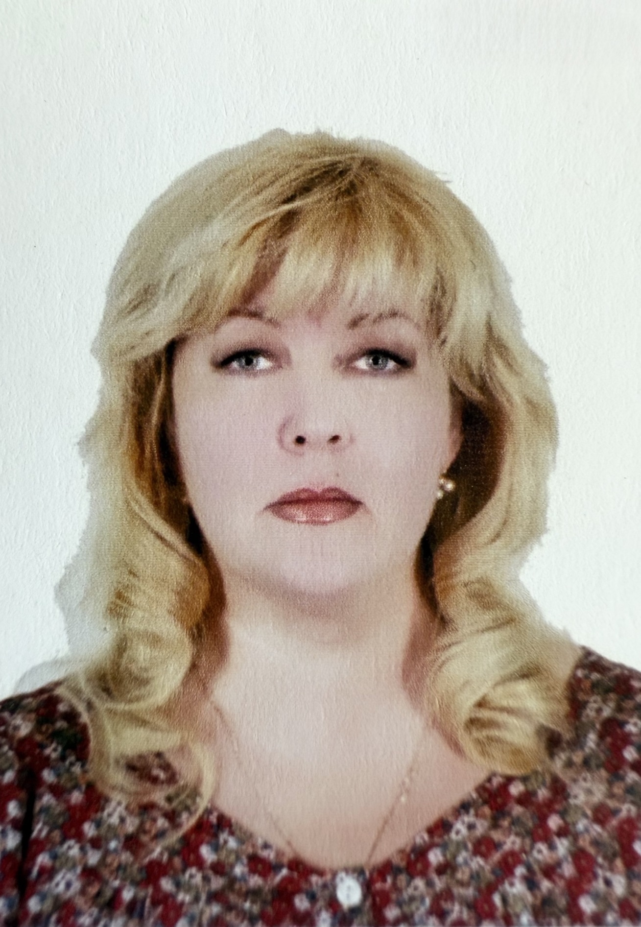 Плис Елена Васильевна.